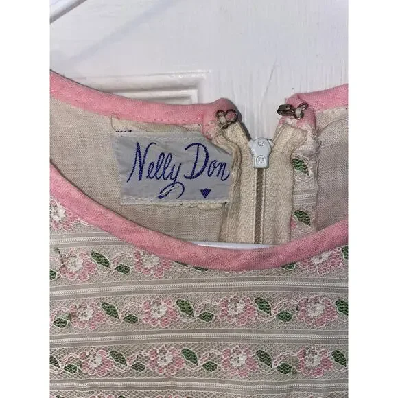 Vintage Nelly Don  Dress 1960s-1970s dress See listing for measurements - Picture 3 of 4